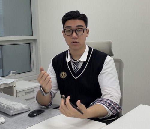 '美주식분석 AI모델' 개발한 고3 투자고수