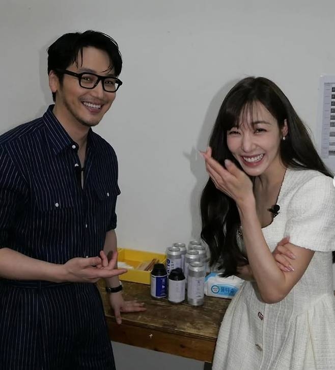 <b>티파니</b>, <b>변요한</b> 신혼 일상...“밤마다 떡볶이 먹어”