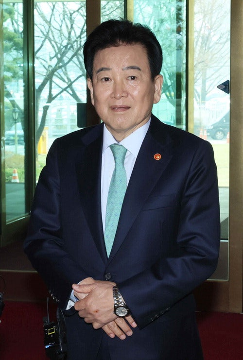 李정부 첫 통일백서에 '평화적 두 국가' 명시