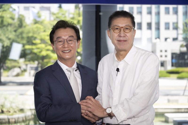 전재수 '해양수도' 선대위 출범…野는 금품의혹 공세