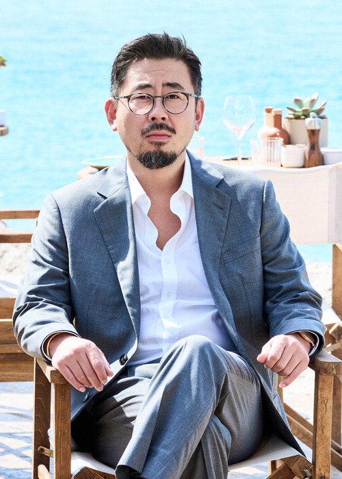 "전쟁과 범죄 그리고 폭력…불길함 가득한 세계 그려"