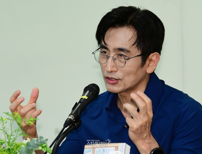  2년 만에 신작을 출간하는 차인표.사진 ㅣ강영국 기자