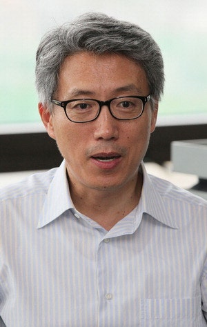 '1세대 IT 강자' 휴맥스홀딩스… 엔터프라이즈 AX 시장 진출