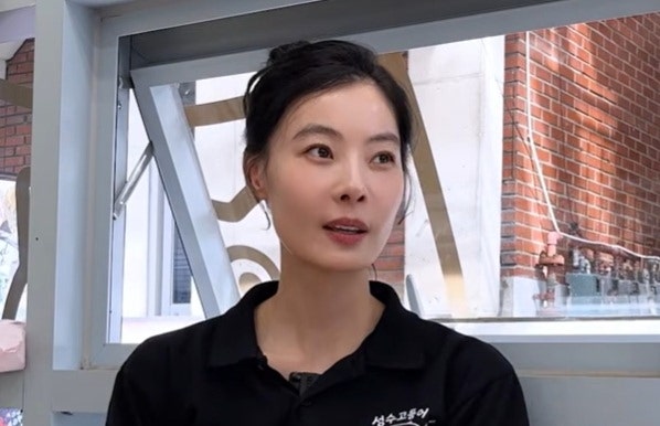 “식당에 손님 가득, 대기줄까지”…생선구이집 사장된 유명 여배우
