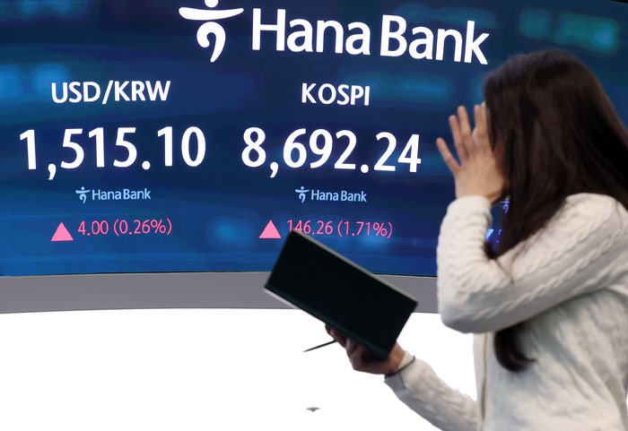 “삼전닉스 매도버튼 손 떼세요”…금리소음 잦아들면 진가 나온다는데 [오늘 나온 보고서]