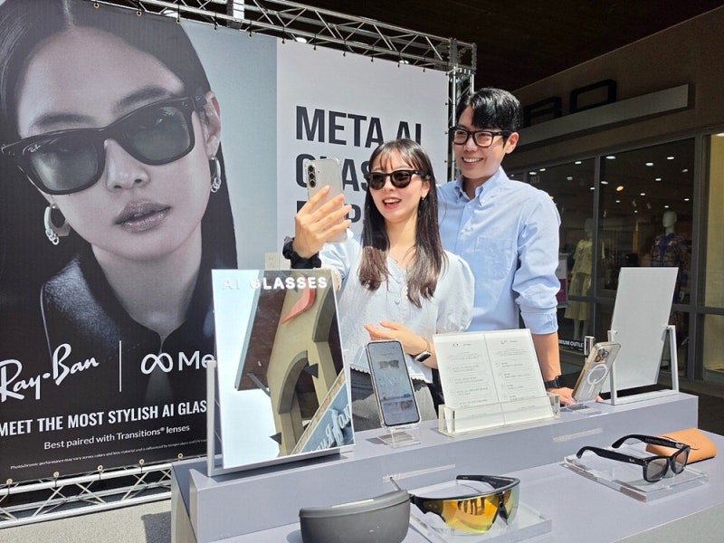 [포토] 신세계 아울렛에 '메타 AI 글라스' 팝업