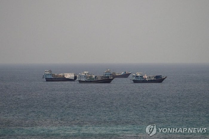 이란 “쿠웨이트·바레인 내 미군시설 85곳 공격” [로이터]