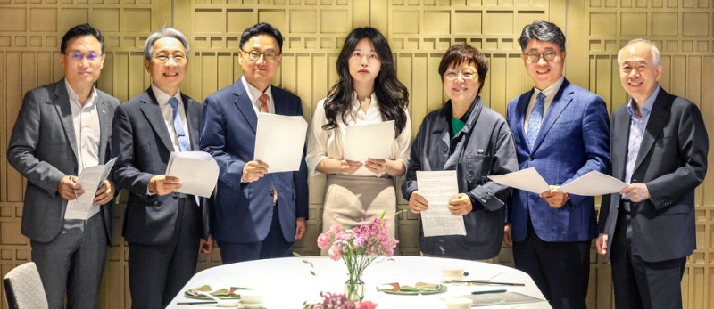 AI·반도체 분석 기획 돋보여 … 미래세대 AX대비책도 제시를