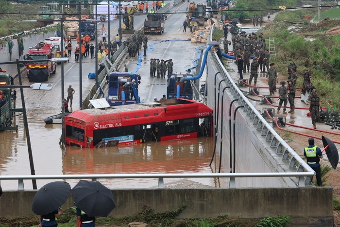 [단독] <b>오송</b><b>참사</b> 수사검사 “경찰 은폐·책임회피, 장윤기 사건과 닮은...