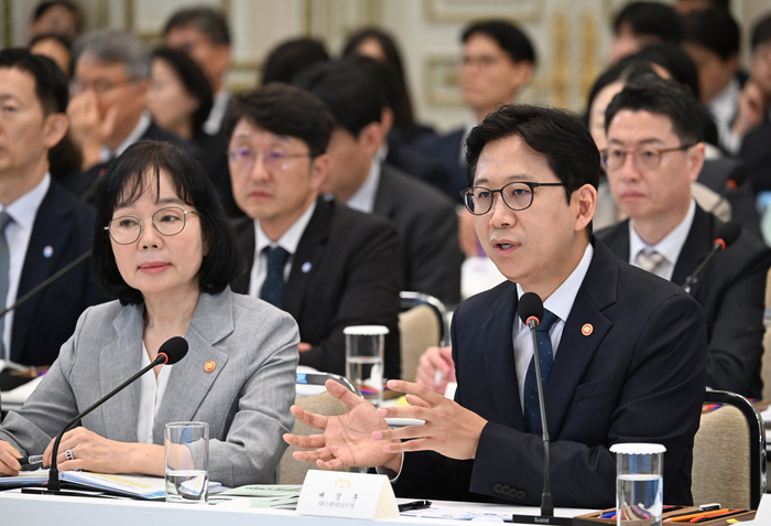  배경훈 과학기술정보통신부장관이 16일 청와대에서 국민과 함께하는 두 번째 업무보고에서 발언하고 있다. [청와대사진기자단]