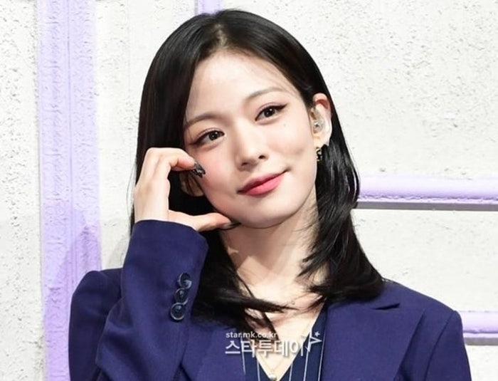 “평생 한 번도 안 피워”…<b>거짓말</b> 탐지기로 ‘흡연 루머’ 해명한 걸그...