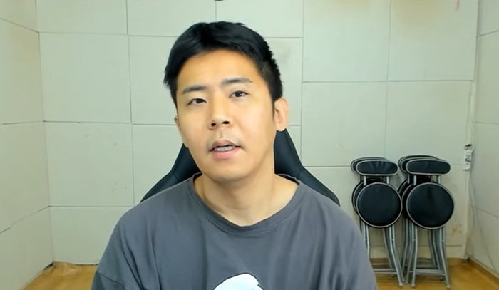 “내일 아침 자수하겠다”…<b>BJ 철구</b>, 필리핀 <b>원정도박</b> 실토