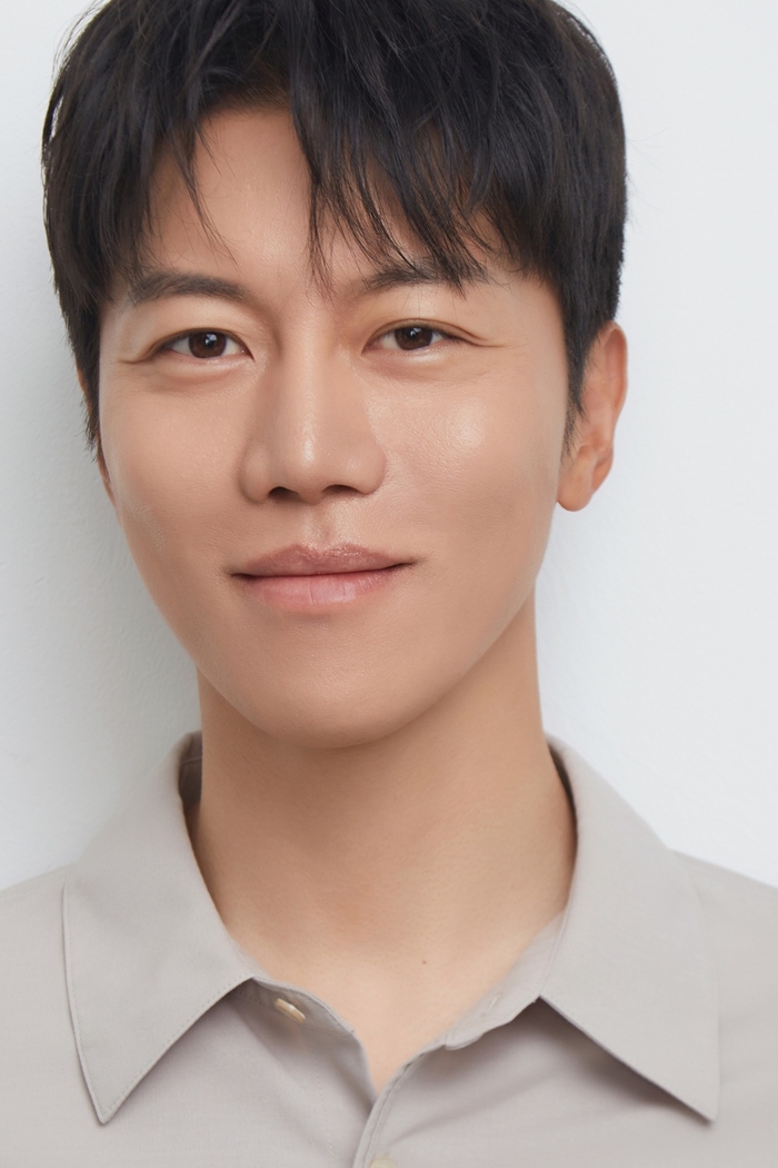 [<b>인터뷰</b>] ‘호프’ <b>음문석</b> “황정민 츤데레·조인성 같은 선배 되고파”