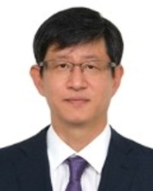 與, 청와대 특별  감찰관 후보에 '檢 출신' 최길수 변호사 추천
