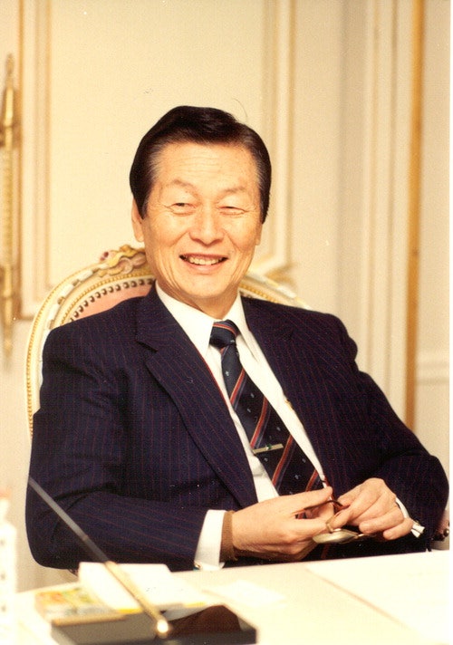 "국경·산업 경계 허물어 시대 한발 앞서가는 비전 제시했다"