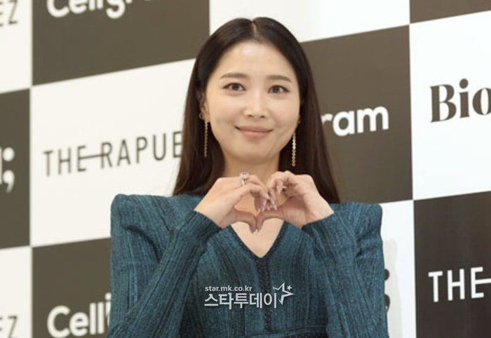 ‘11년만 재혼’ 오윤아, 남편과 휴가도 못 간다…“발달장애 아들, 취...
