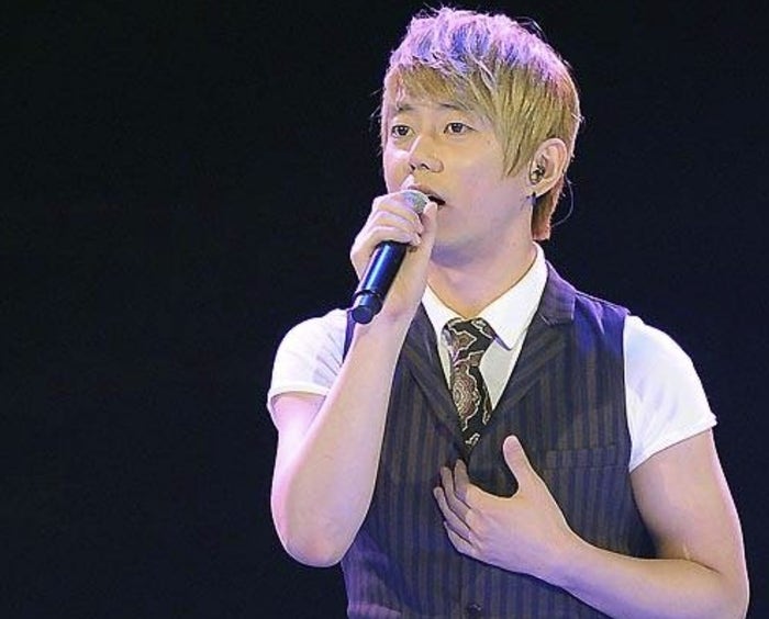 “친형 같던 <b>매니저</b> 먼저 떠나보내”…<b>테이</b>, 돌연 활동 중단한 이유