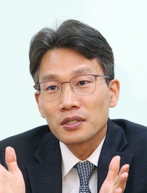 [백석현의 환율노트] 日경제에 '아베노믹스 유령' 엔화 약세 구출 백약이 무효