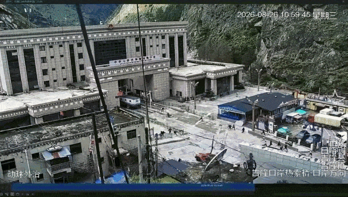 “규모 5.2 빙하붕괴 사태”…<b>네팔 대홍수</b> 사망자 160명으로 늘어
