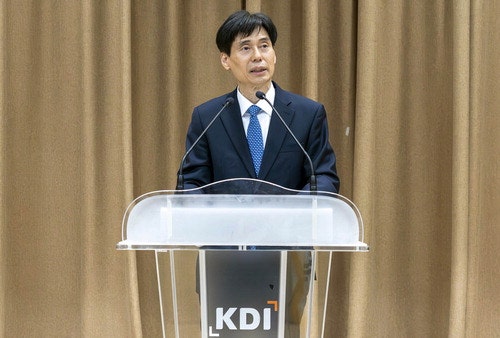"韓 저성장 기로…전국민 아이디어등록제 도입을"