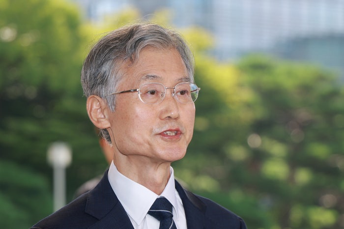 <b>조희대</b> “부친상 위로 감사…<b>대법관 재제청</b> 논의 경과 듣고 입장 낼 것...