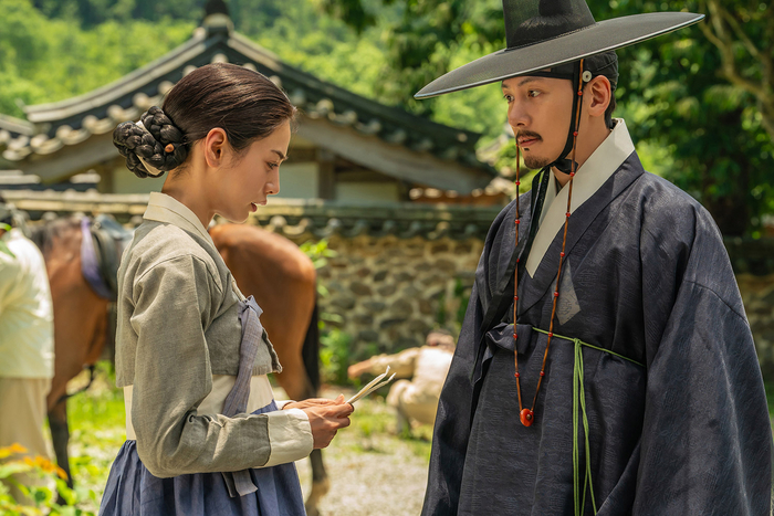 Son Ye-jin Returns in a Seductive Period Thriller, and Scandal Premieres Sooner Than You Think