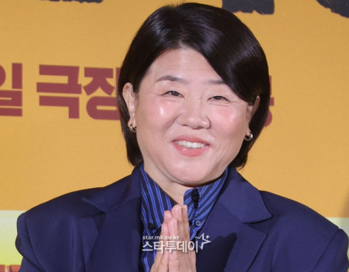 의리 하나는 인정, 배우 이정은이 13년 만에 갚은 5천만원
