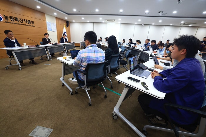 <b>송미령</b> “<b>CPTPP</b> 두려움 있지만 우리 농업에 도전 기회도 된다”