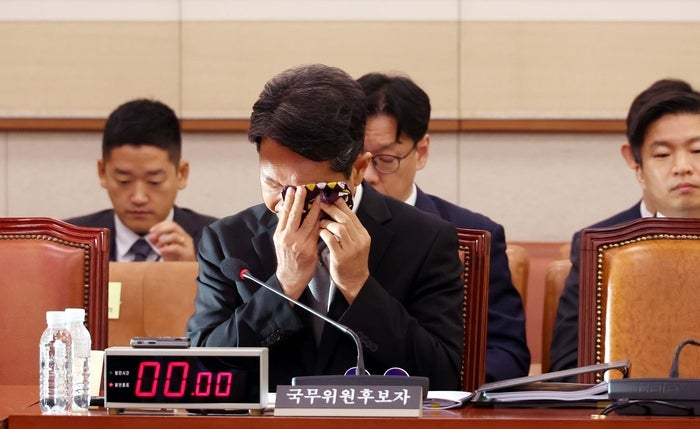 김승원 “내 아내, 물리고 할퀴어진 상처 많았다”…<b>서영교</b>도 눈물 훔쳐