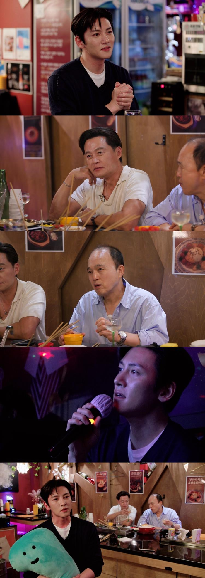 <b>지창욱</b> “1년에 열흘밖에 못 쉬어” 고백 (<b>비서진</b>)