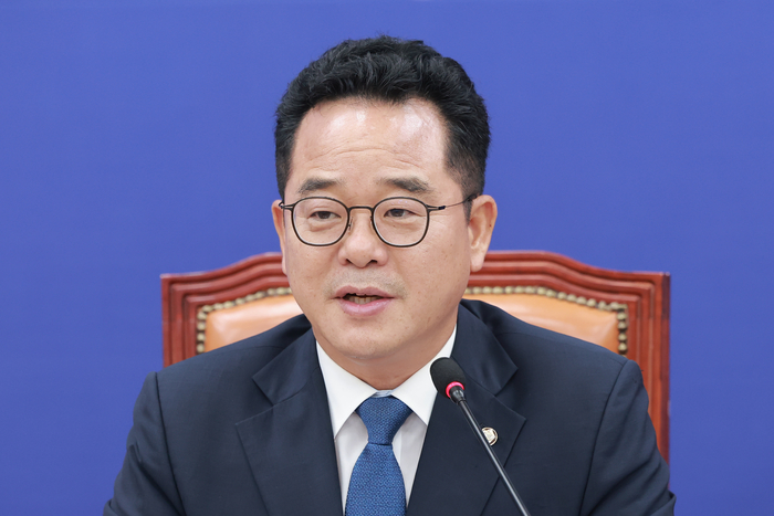  민병덕 더불어민주당 의원이 지난 7월 9일 기자간담회에 참석해 발언하고 있다. [사진=연합뉴스]