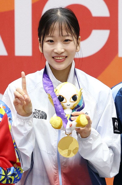 태권도 품새 남녀 동반 金
