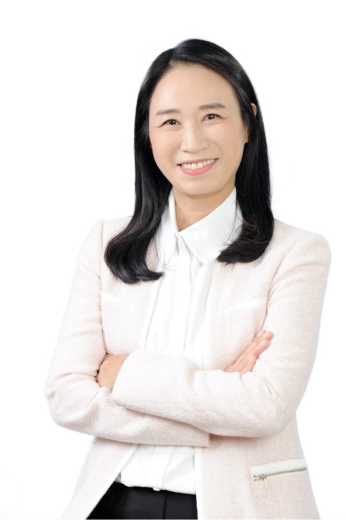 씨이앤에스, 'AI 서버 폭발적 발열' 미스트 정밀 분사로 잡는다 - 뉴스 썸네일 이미지
