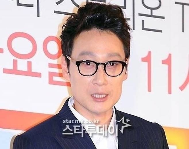 <b>이휘재</b>, 오늘(6일) <b>부친상</b>…향년 87세