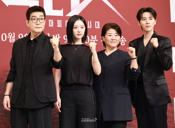 ‘눈물의 여왕’ <b>김지원</b>, 2년만 귀환…‘<b>닥터X</b>’로 SBS 흥행 계보 이을...