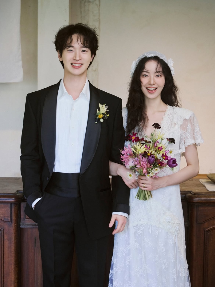 장동윤<b>김승윤</b>, 오늘(10일) 결혼…5세 차 <b>배우</b> 부부 탄생