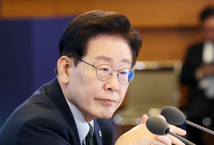 이 대통령 “<b>비타민 주사</b>로 속여 투약하고 납 노출까지?…용납 못 해”