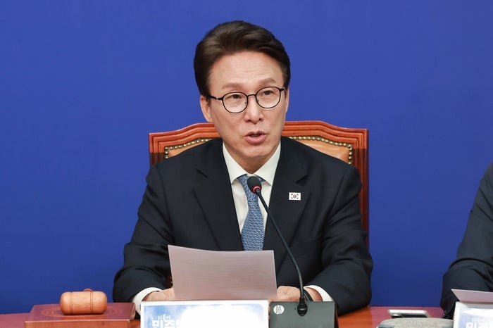 ‘소방 재정빨대’ <b>발언 사과</b>한 김민석…“<b>추미애</b>에도 <b>사과</b> 요청”
