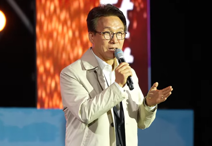  김민석 더불어민주당 대표. 사진l유튜브 신호등TV