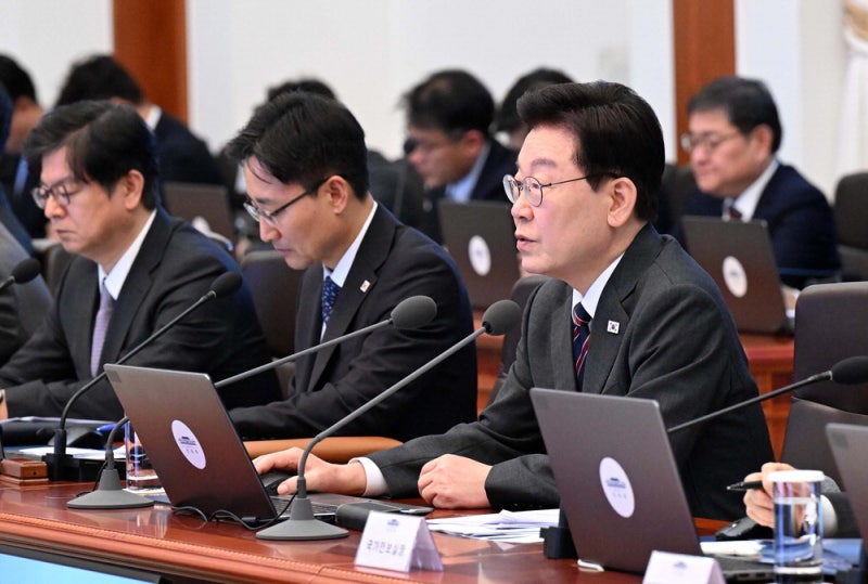 李 "지휘감독 밀실서 하란거냐"… 중수청장 국무회의 배석 강행
