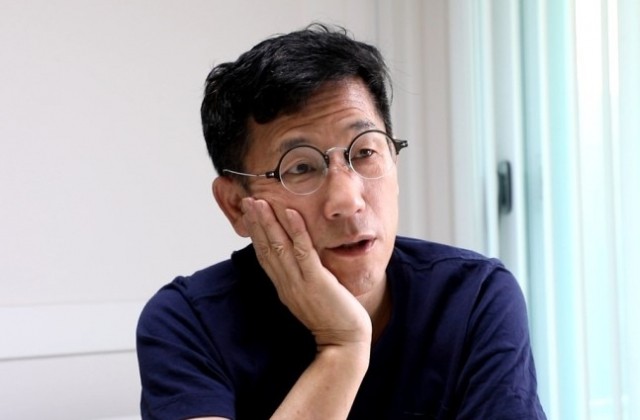 양평고속도로 '백지화'에 진중권 "김건희 건드리니 '과잉반응' 나온 것"