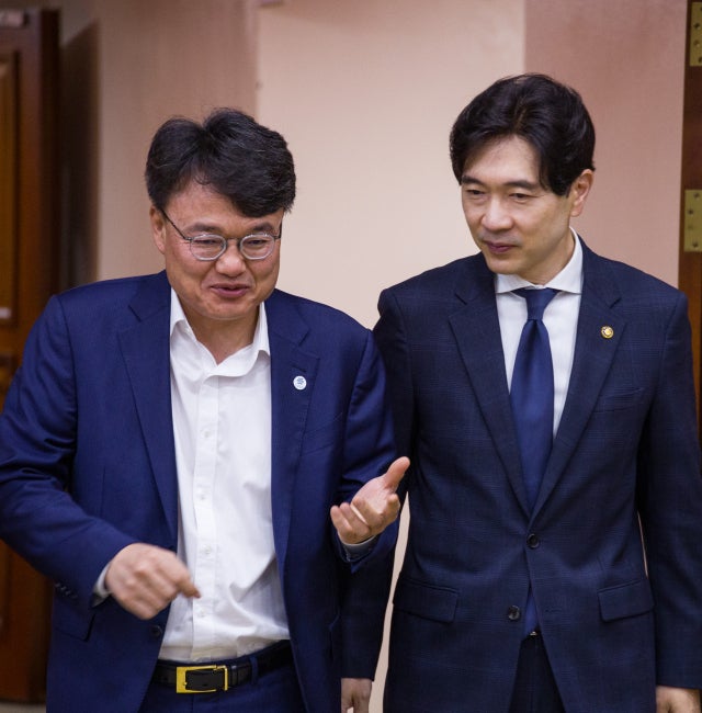 총리실 핵심도 <b>총선</b> 앞으로… <b>감사원</b> 2인자 출마에 촉각