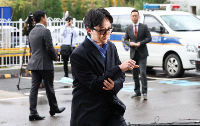 경찰, ‘<b>마약</b> 투약 혐의’ <b>지드래곤 불송치</b>… 혐의점 발견 못해