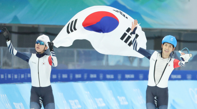 장거리 간판 <b>정재원</b> 빙속 매스스타트 <b>월드컵</b> 정상