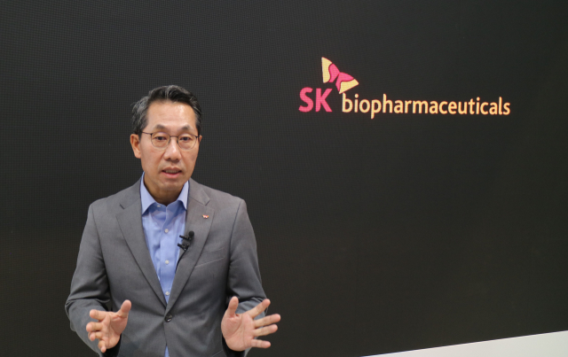이동훈 SK바이오팜 대표가 6일(현지 시간) 미국 샌디에이고에서 열린 바이오USA 2024에서 뇌전증 신약 세노바메이트의 후속 제품에 대해 설명하고 있다. 사진제공=SK바이오팜
