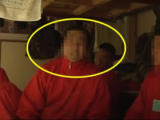 밀양 성폭행 사건의 가해자 중 한 명으로 지목된 A씨가 군 복무 시절 한 방송의 프로그램에 나온 모습. 유튜브 캡처