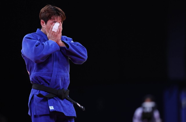 ‘번개맨’ <b>이준환</b>, 세계 1위 꺾고 유도 81급 <b>동메달</b>[올림픽]