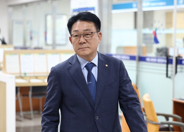 민주당 돈봉투 의혹…법원 <b>허종식</b>·윤관석·이성만 징역형 집행유예