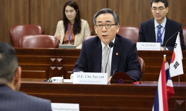 <b>조태열</b> “내년 한중 <b>정상</b>회담 논의 중…APEC이 좋은 기회”