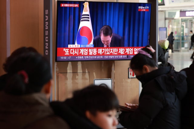 尹 "임기 포함 <b>정국</b><b>안정</b> 방안 당에 <b>일임</b>"